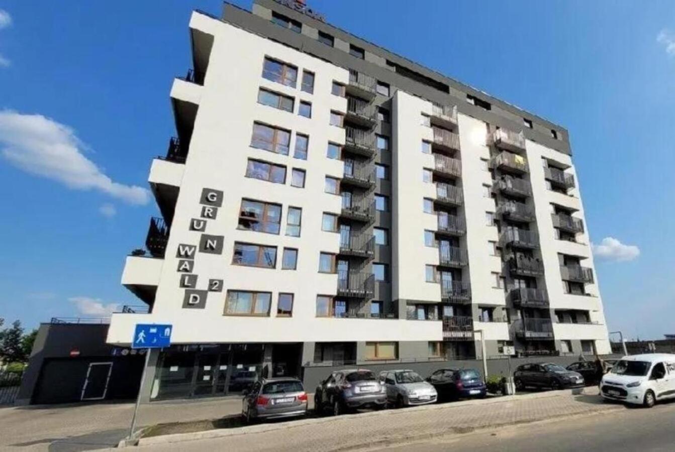 Gold Apart - Podziemny Garaz Blisko Stadionu I Lotniska - Wygoda, Styl I Komfort Poznan Exterior photo